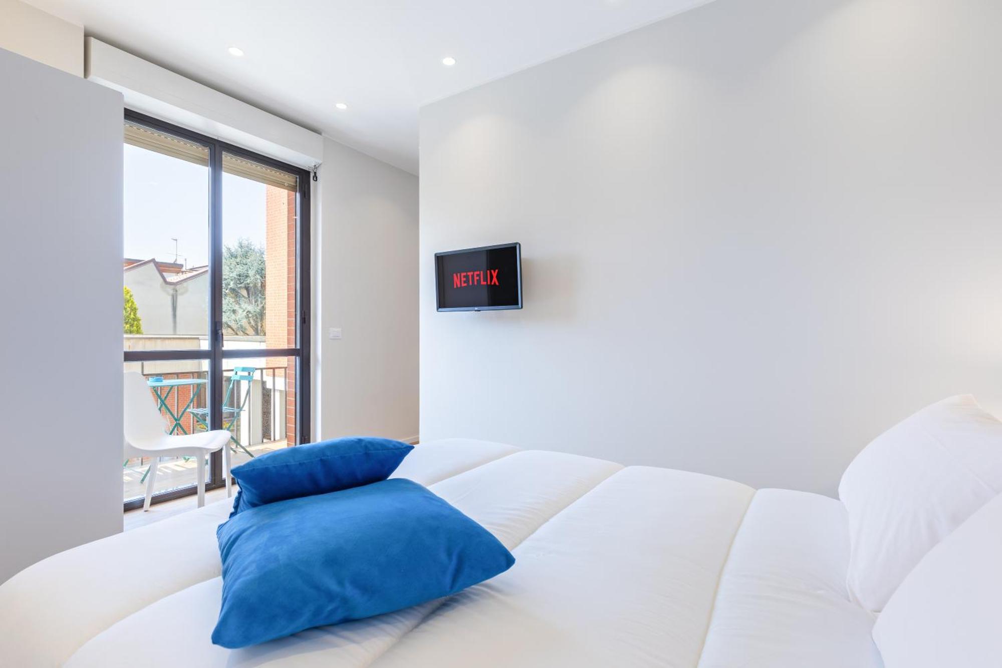 C8 Apartments Асті Екстер'єр фото