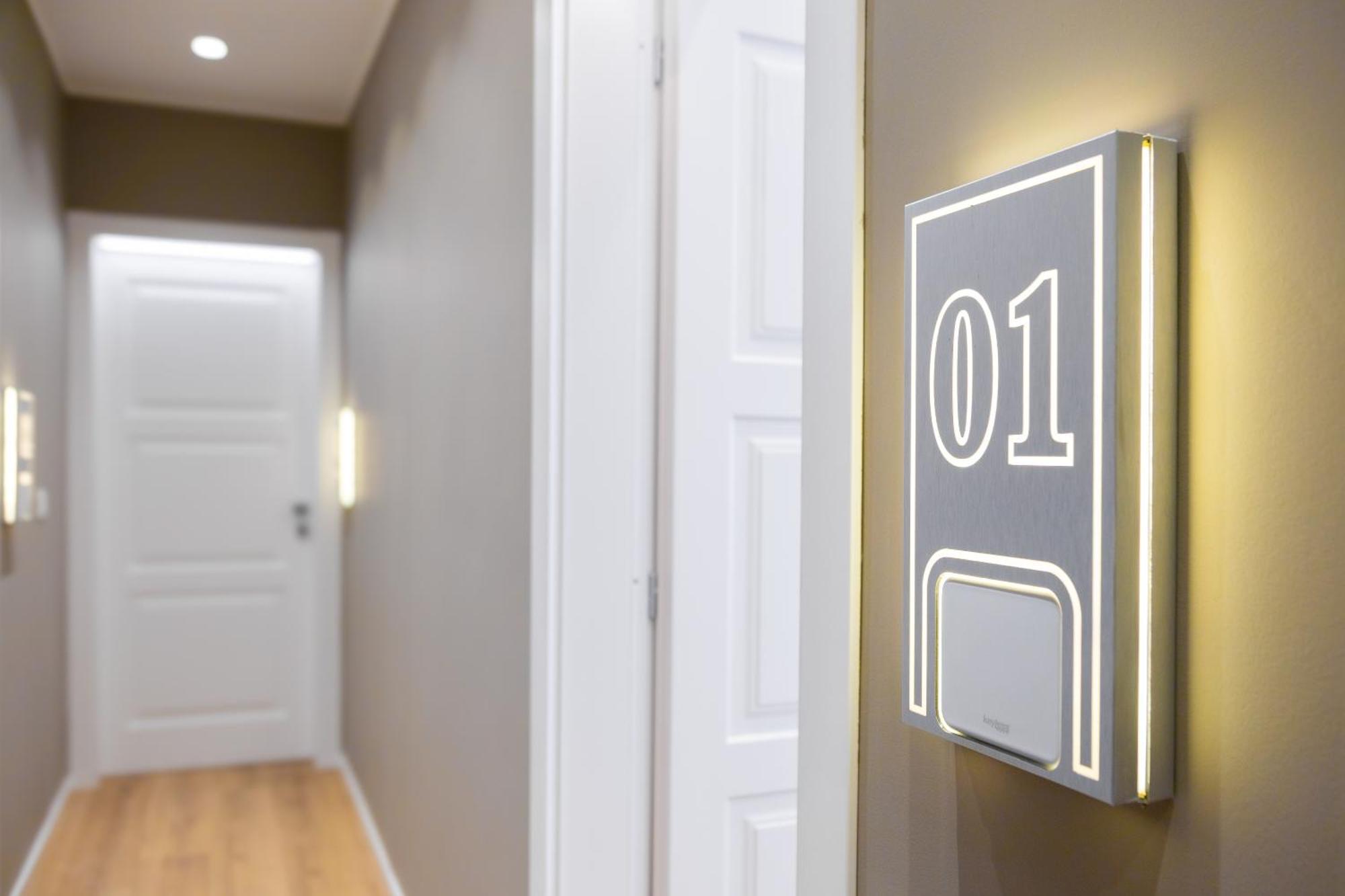 C8 Apartments Асті Екстер'єр фото