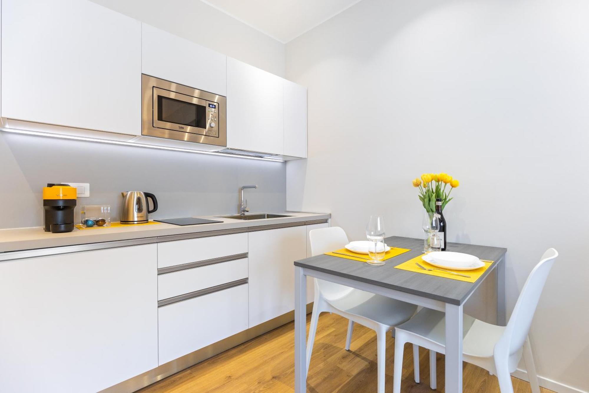 C8 Apartments Асті Екстер'єр фото