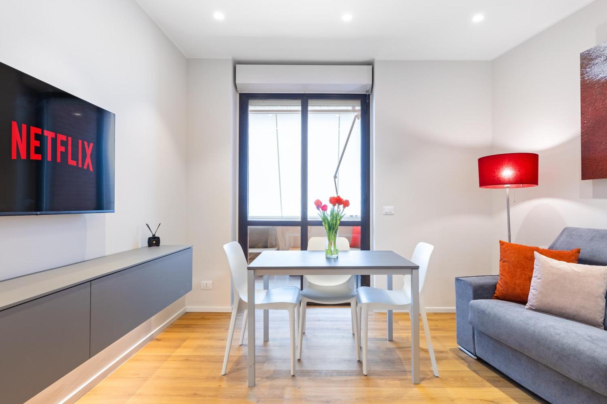 C8 Apartments Асті Екстер'єр фото